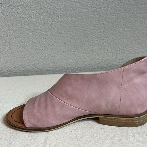 Beast Fashion Blush Pink Open-Toe Flats - Size 7 - Picture 7 of 11